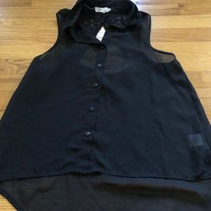 Kirra sleeveless blouse